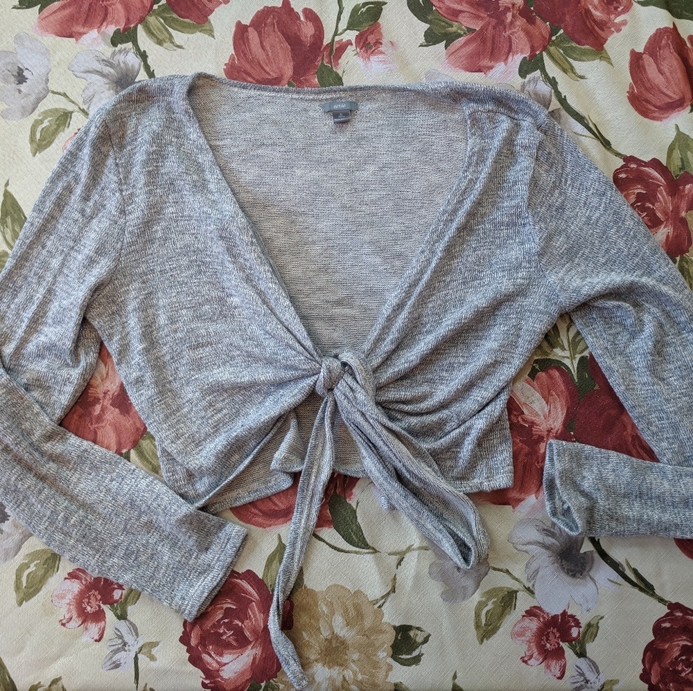 Half Sweater great condition only wore it once ☺️